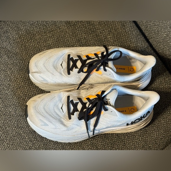 Men’s Hoka size 9D - Picture 6 of 6